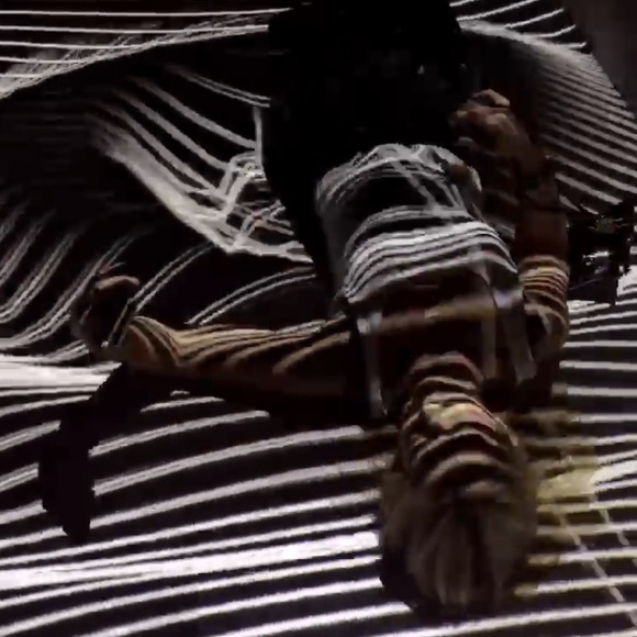 Meet your Posher, Amanda - Picture 7 of 8